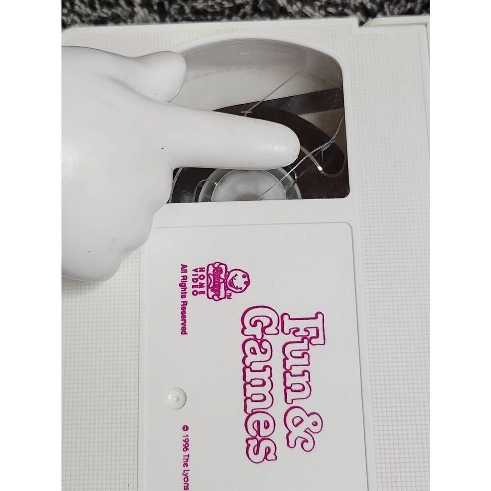 Barney VHS Collection - Picture 7 of 11